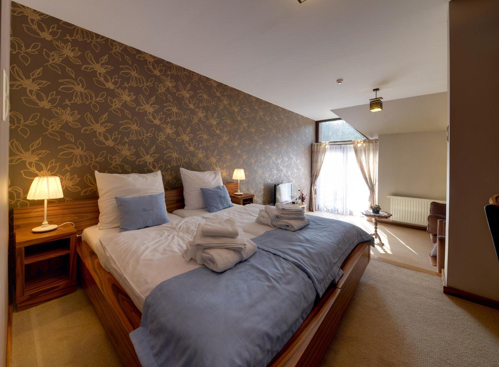 Rezydencja Nad Wodospadem Spa&Wellness Kolo Szklarskiej Poreby プシェシェカ 部屋 写真